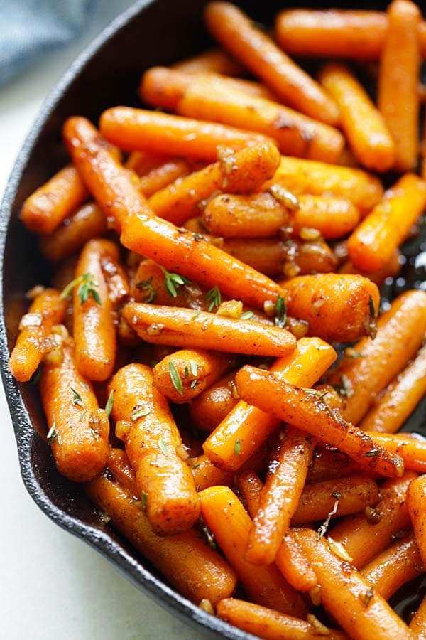 The best roasted carrots ever with lots of garlic, brown butter and honey. SO good!