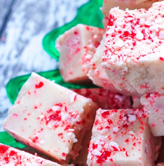 Easy-white-chocolate-peppermint-fudge