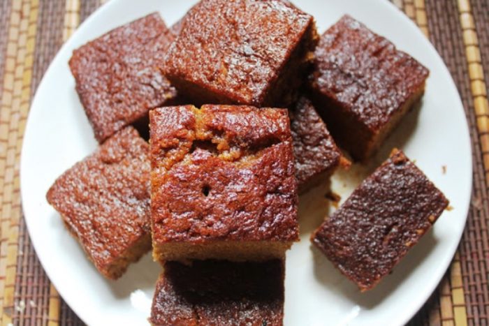 Moist gingerbread cake recipe