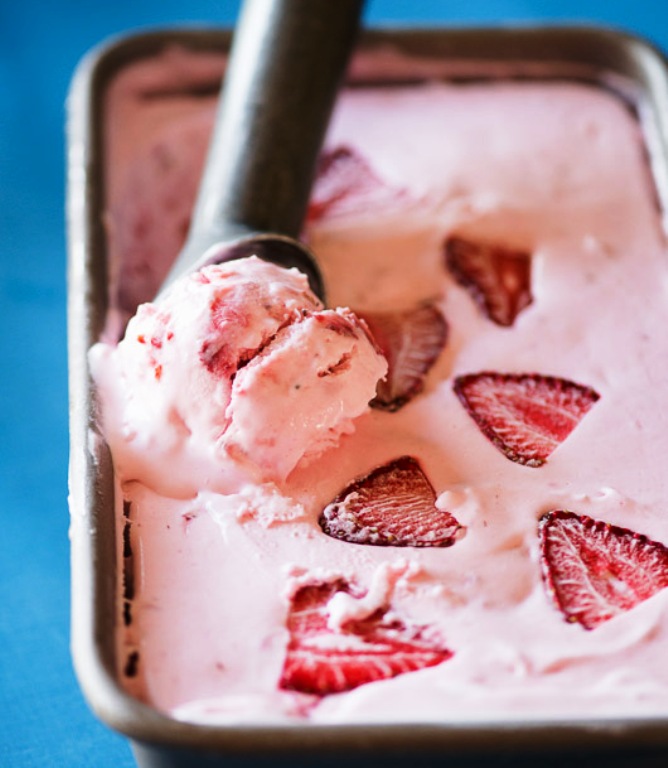 Easy strawberry icecream
