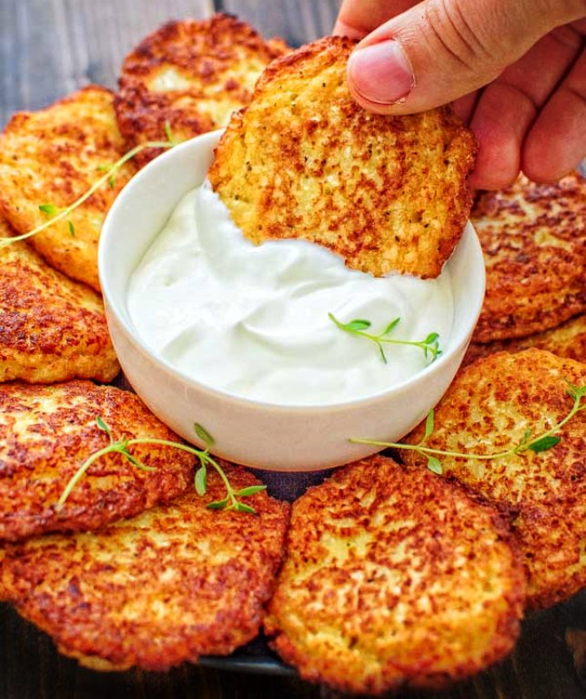 Simple and very tasty, this kid-friendly Basic Cauliflower Fritters recipe is a must-have for everyone. You will not be able to stop at one!