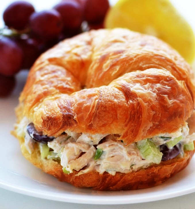 Flavorful chicken salad 