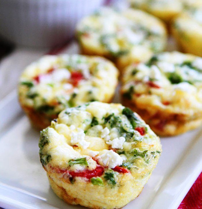 Egg muffins with kale, roasted red peppers, and feta cheese