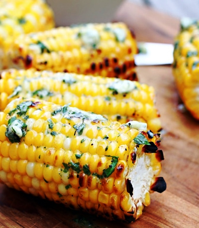 Grilled corn with basil butter