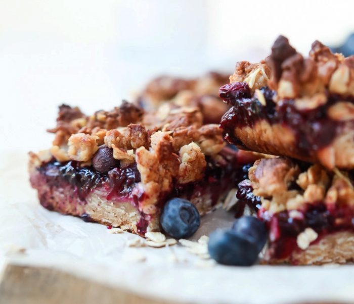 Lemon blueberry oatmeal bars