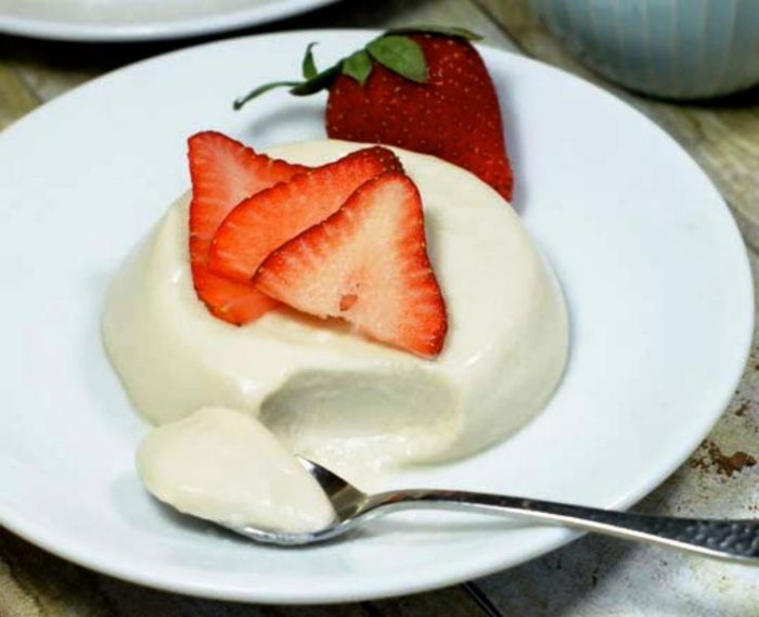 Coconut panna cotta