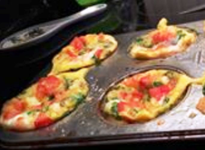 Healthy egg white breakfast cups