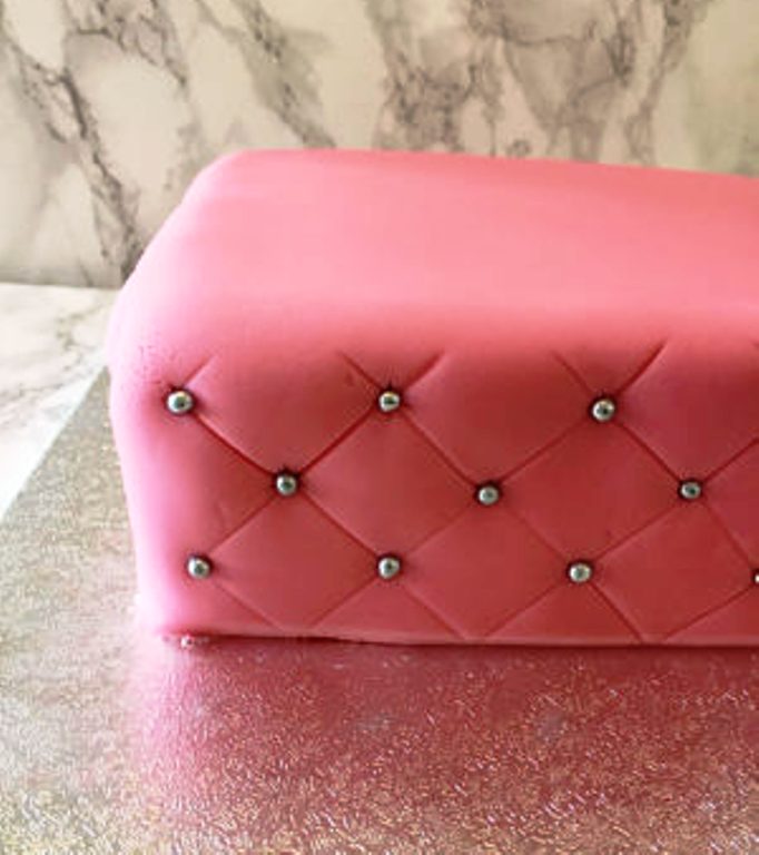 Simple quilted effect cake