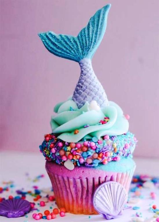 Adorable mermaid cupcake