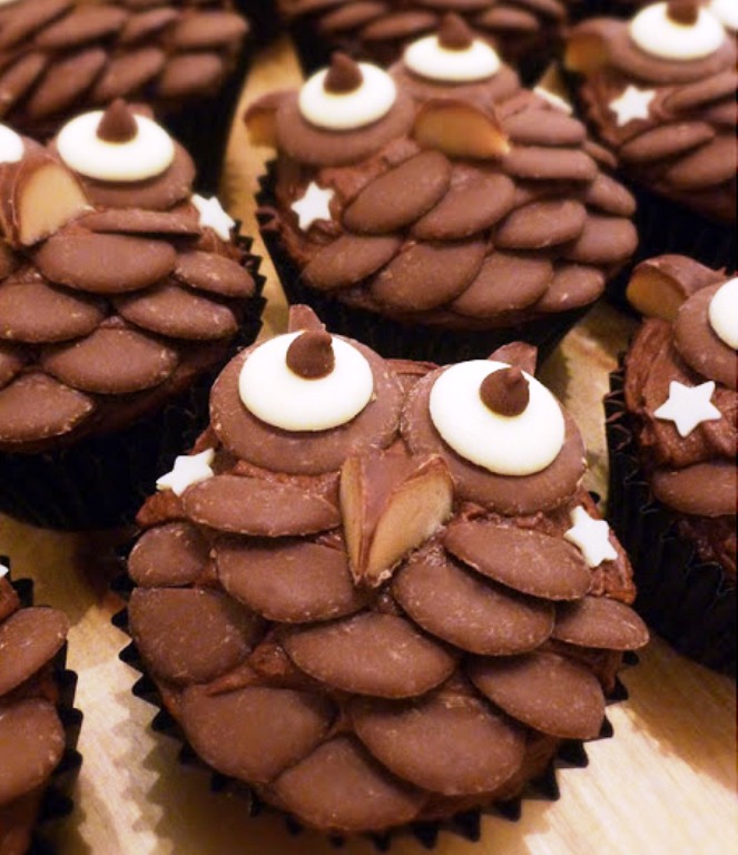 Chocolate owl cupcakes
