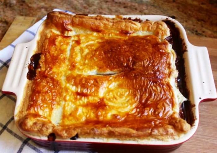 Steak pie served with peas, mashed potatoes and gravy is a quintessential British meal. Just one of the great dishes that are under appreciated from the UK. Give this recipe a try and you’ll see what I mean.