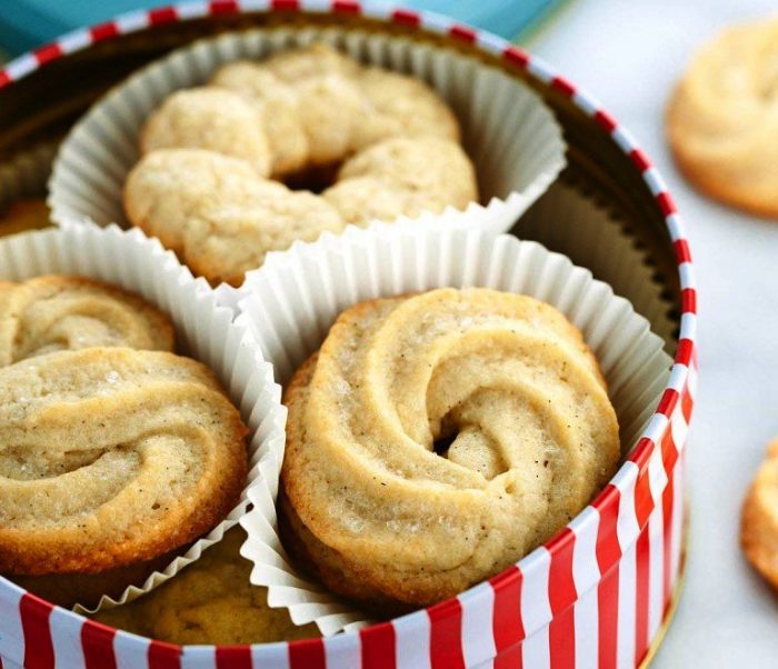 Vanilla-bean-danish-butter-cookies