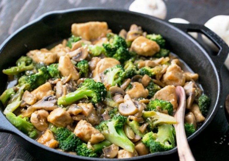 Easy-Chicken-Broccoli-and-Mushroom-Stir-Fry- Fill My Recipe Book