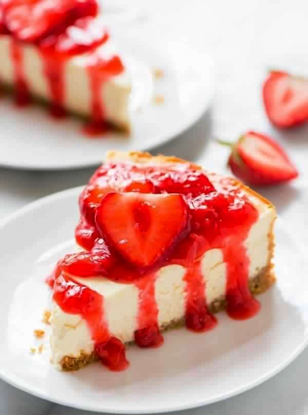 Strawberry greek yogurt cheesecake