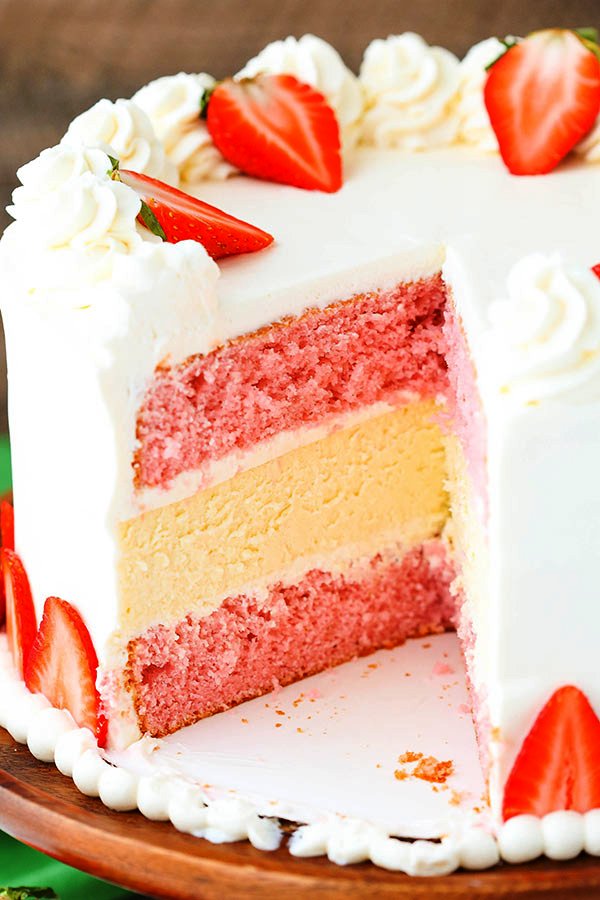 Strawberries and cream cheesecake cake