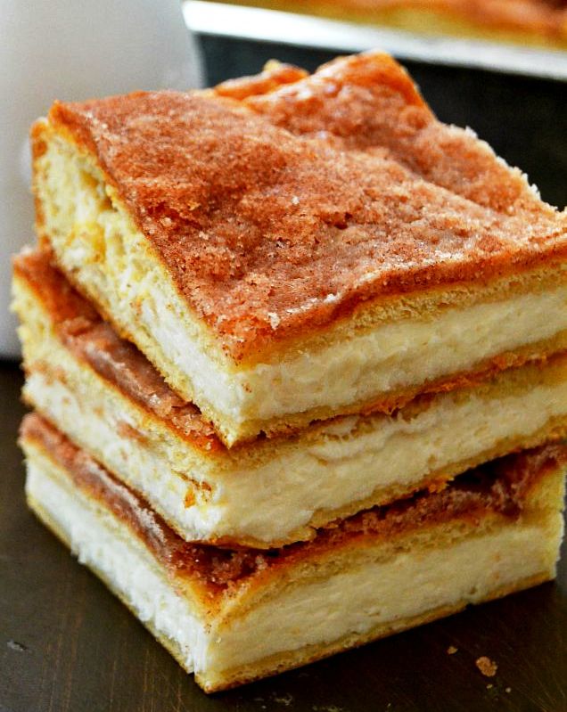 The best and easiest sopapilla cheesecake bars