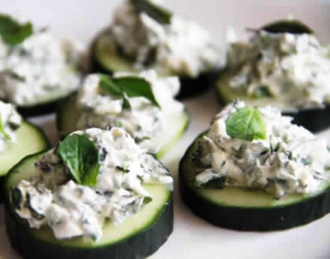 Herbed cream cheese cucumber