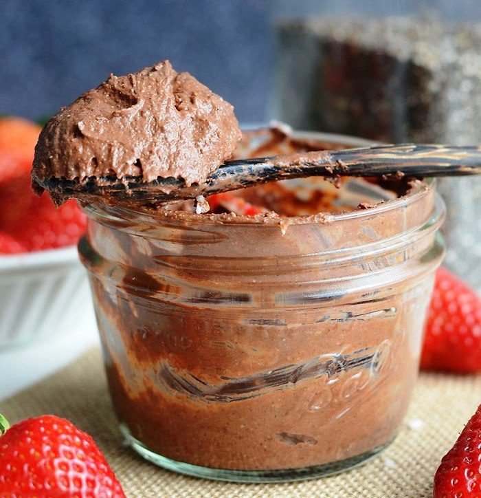 Chocolate chia protein pudding