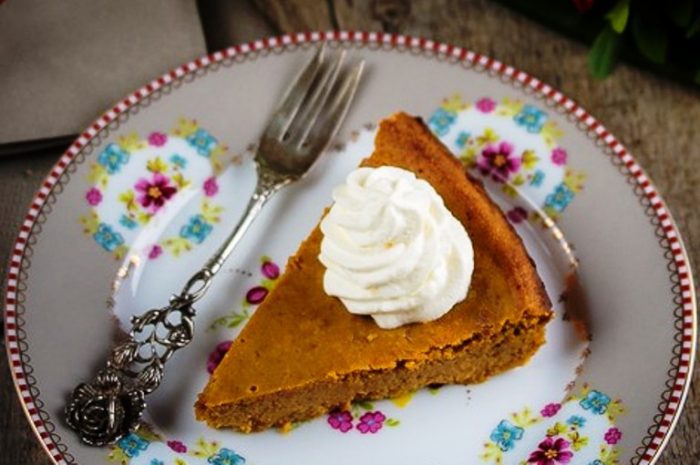 Crustless low carb pumpkin pie