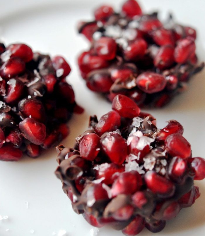 Pomegranate-dark-chocolate-bites