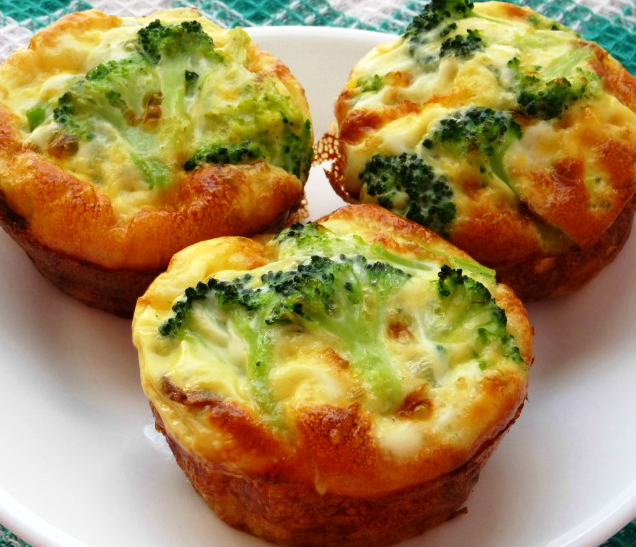 Broccoli hash brown cheese cups