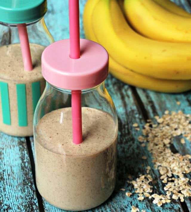 Power-packed oatmeal smoothie 