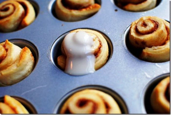 8 minute mini cinnamon rolls
