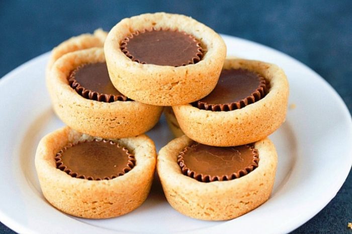 Peanut butter cup cookies