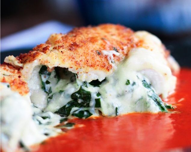 Cheesy spinach stuffed chicken breast recipe