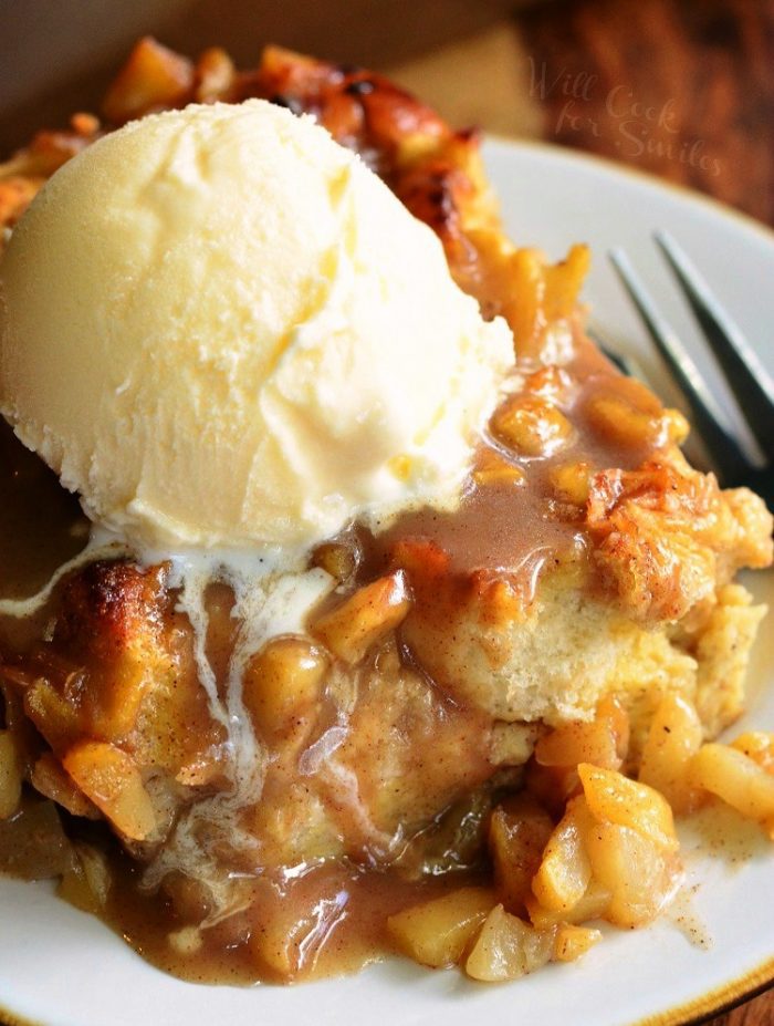 apple-pie-bread-pudding