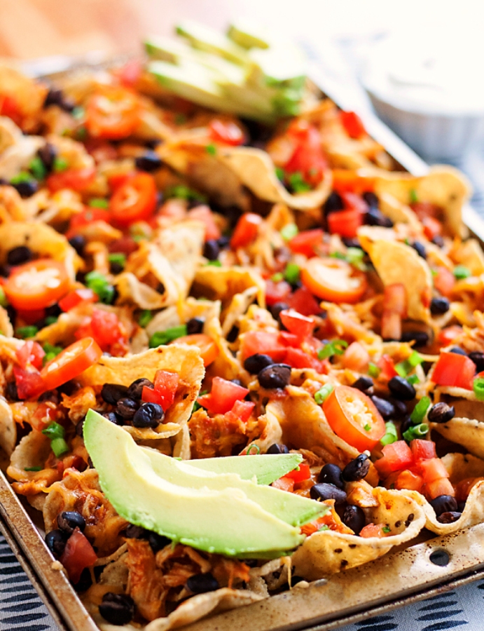 Sheet-pan-chicken-nachos