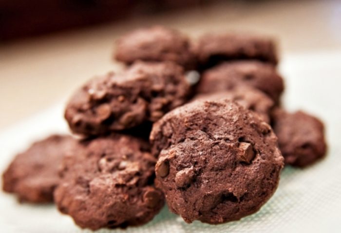 Chocolate-chocolate-chip-cookies