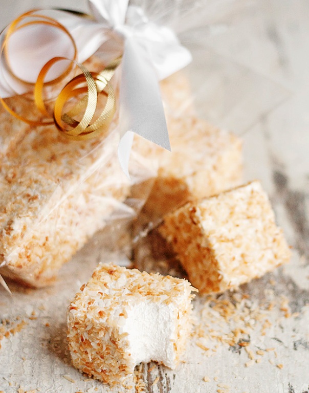 Homemade-toasted-coconut-marshmallows