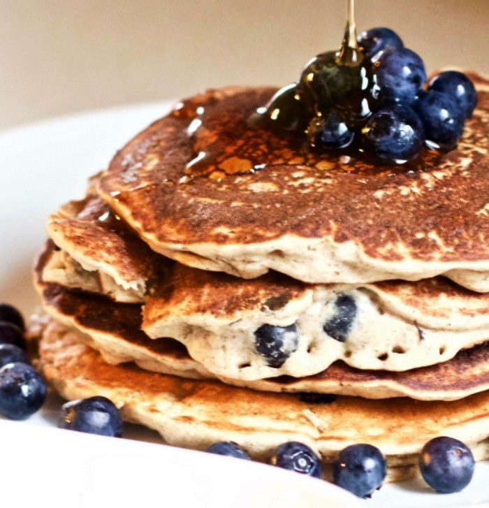 Blueberry-banana-cinnamon-pancakes-vegan-gluten-free-paleo