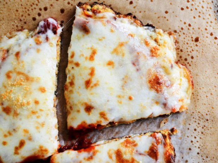 this is an awesome recipe for when you want pizza and you are short on time, or when you want pizza but are willing to draw outside the lines a bit, or when you want pizza but need to stay away from gluten.
