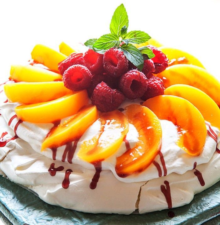 Peach-melba-pavlova-recipe