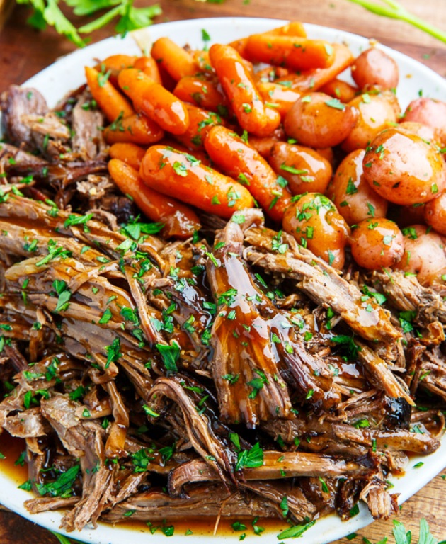 Slow-cooker-balsamic-glazed-roast-beef