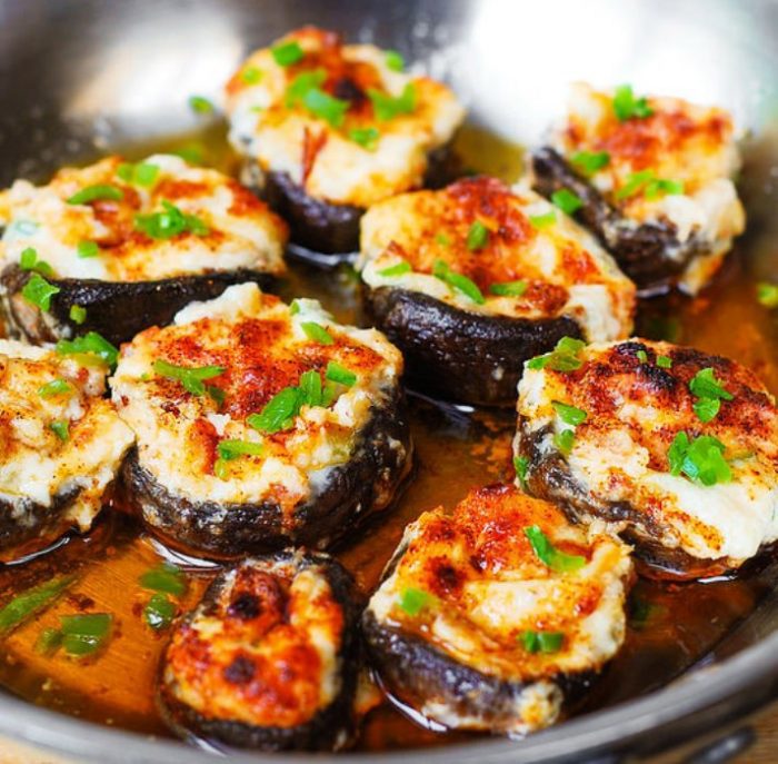 Bacon and Cheese Stuffed Mushrooms - delicious, homemade bite-sized mini-appetizers loved by adults and kids alike! The stuffing is made with Parmesan and Mozzarella cheeses, cream cheese, bacon bits, finely chopped green bell pepper, with a touch of Cayenne pepper.