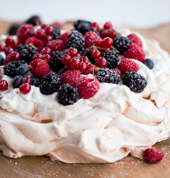 Berry-pavlova-recipe