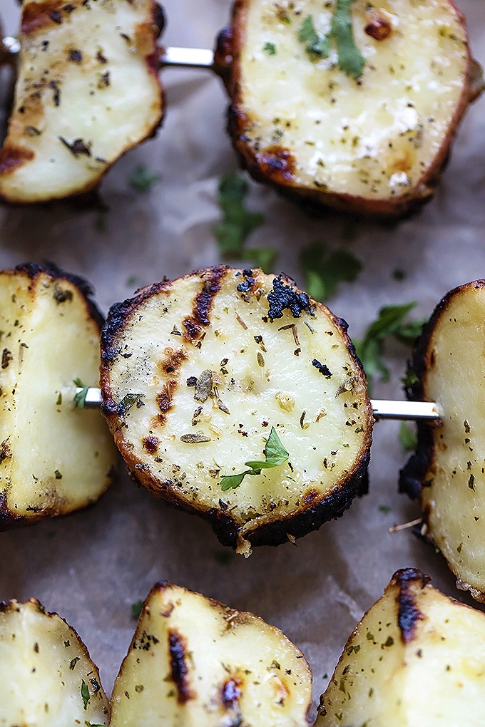 These easy grilled 3-Ingredient Grilled Ranch Potatoes are quick, absolutely delicious, and make the perfect side dish for any summertime meal.