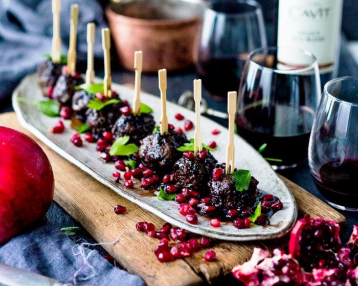 Moroccan-meatballs-with-pomegranate-glaze