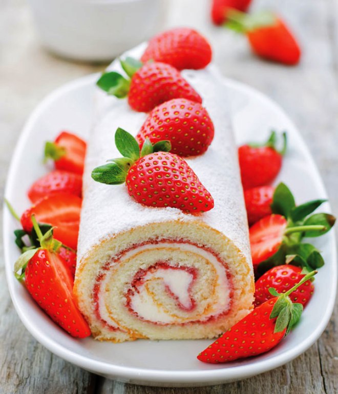 12 Easy Swiss Roll Recipes - Fill My Recipe Book