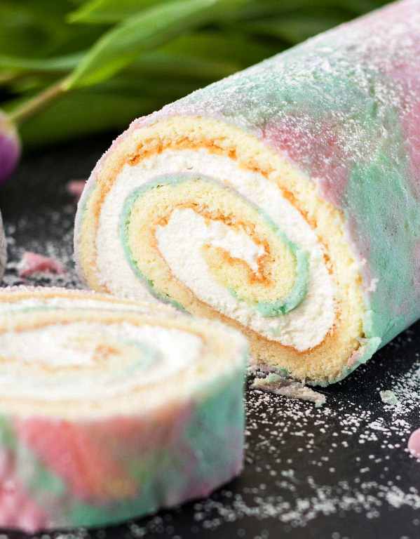 Watercolor-cake-roll