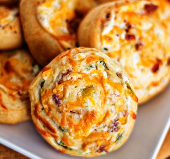 Bacon-cheddar-jalapeno-pinwheels