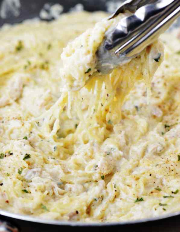 This Chicken Alfredo Spaghetti Squash recipe is low carb comfort food that is easy to make.