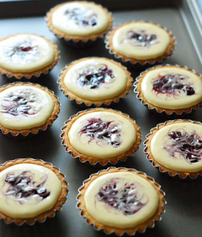 Blueberry-cheese-tarts