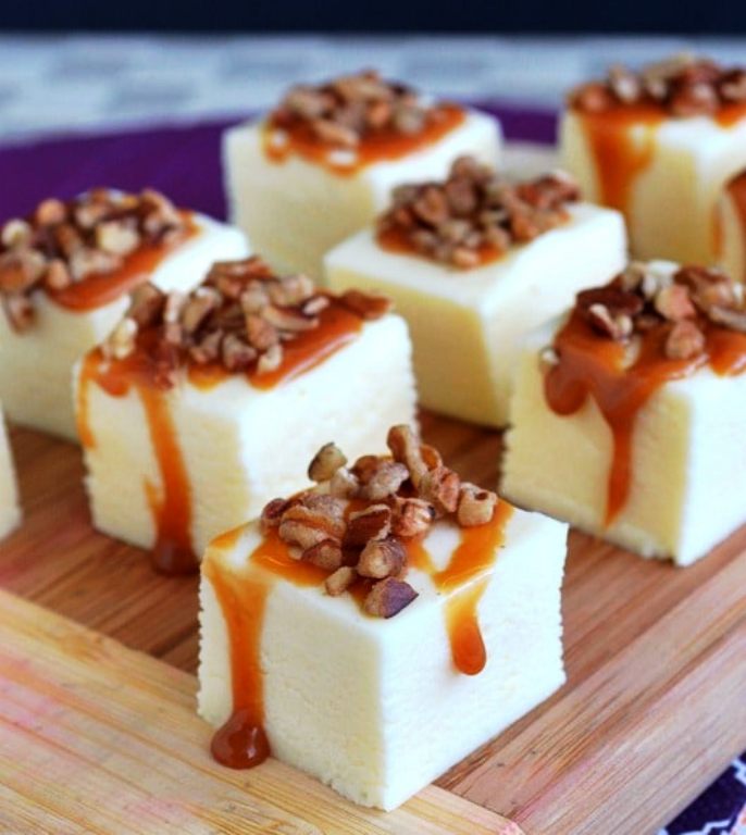 Easy-turtle-cheesecake-fudge