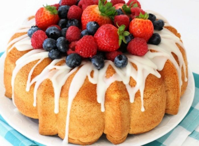Easy-homemade-vanilla-cake