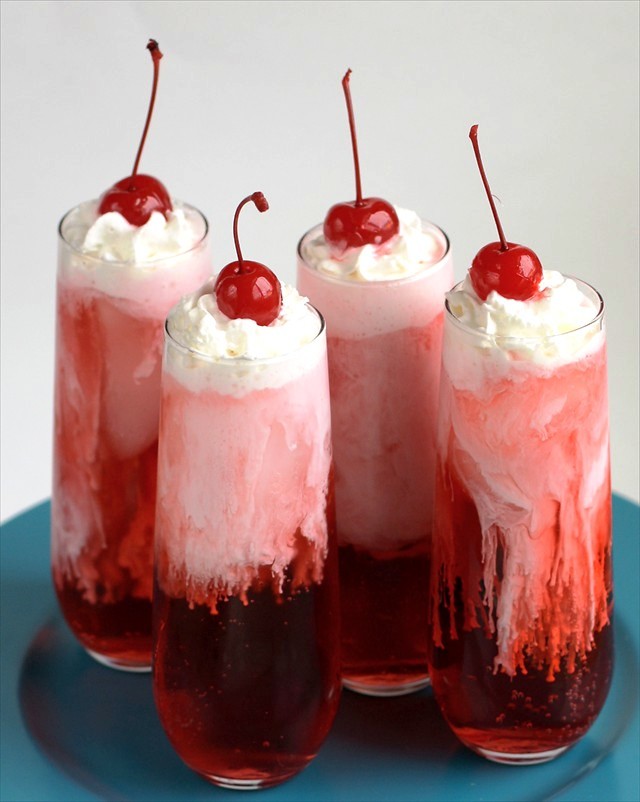 Homemade-italian-cream-sodas