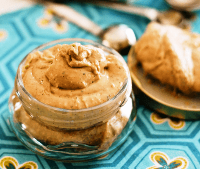 Cashew-nut-butter